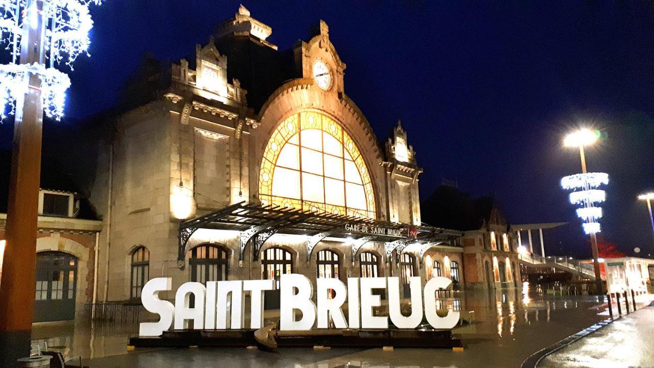 Maison Calme "Entre Terre Et Mer" - Proche Gare - Stationnement - Jardin Saint-Brieuc Esterno foto